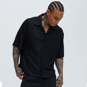 Black Textured Men's tee